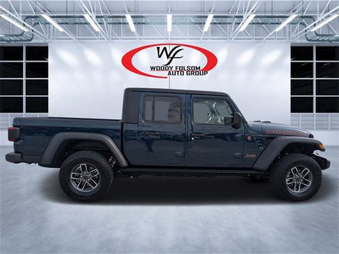 Used 2025 Jeep Gladiator Mojave w/ Safety Group image 2