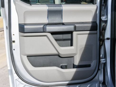 Used 2017 Ford F250 XLT w/ XLT Value Package image 14