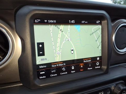 Used 2021 Jeep Gladiator Rubicon AWD/4WD image 23