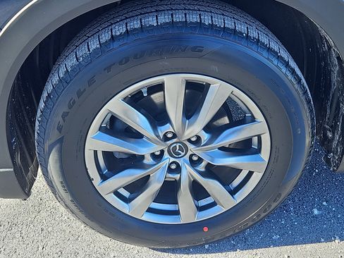 Used 2019 MAZDA CX-9 Touring w/ Touring Premium Package image 4