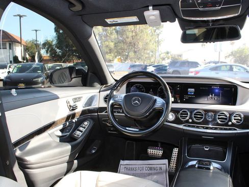 Used 2015 Mercedes-Benz S 550 Sedan image 24