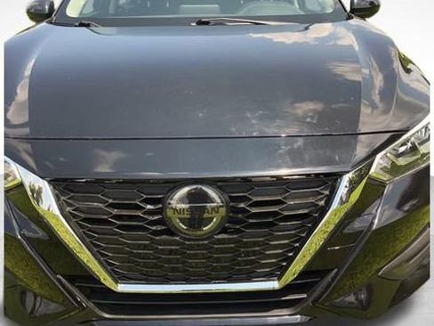 Used 2023 Nissan Sentra SV w/ All-Weather Package image 11