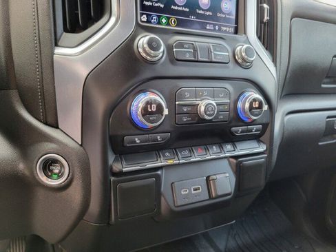 Used 2021 GMC Sierra 1500 Elevation image 15
