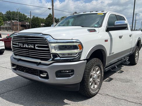 Used 2020 RAM 2500 Laramie AWD/4WD image 1