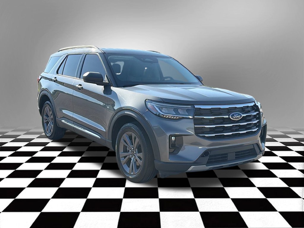 Used 2025 Ford Explorer Active w/ Active Comfort Package AWD/4WD image 4