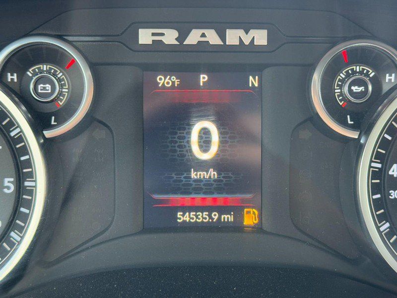 Used 2024 RAM 3500 Tradesman w/ Chrome Appearance Group AWD/4WD image 18