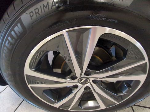 Used 2025 Lexus RX 350 FWD image 32