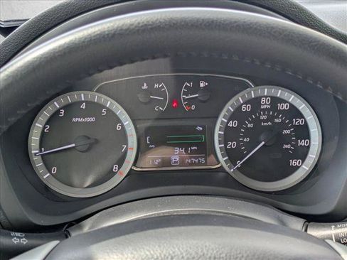Used 2014 Nissan Sentra SV w/ SV Driver Package FWD image 11