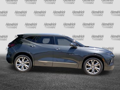 Used 2019 Chevrolet Blazer Premier w/ Sun and Wheels Package AWD/4WD image 11