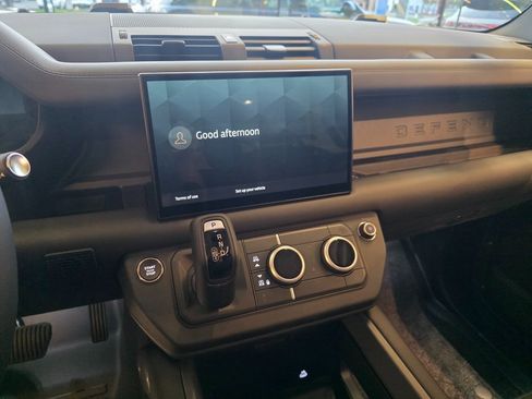 New 2025 Land Rover Defender 110 S image 10