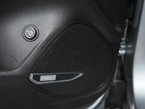 Used 2023 Buick Envision Avenir image 26