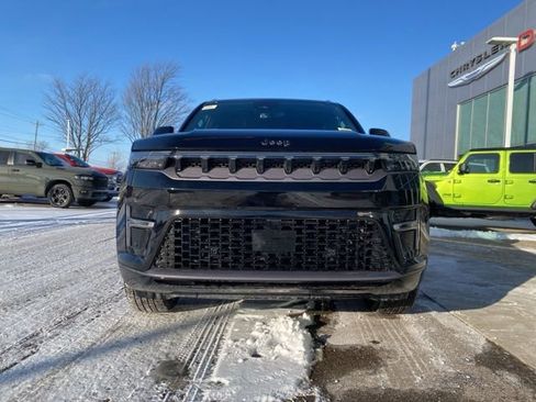 New 2026 Jeep Grand Wagoneer Limited image 2