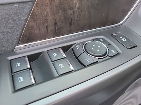 New 2026 Ford F250 Lariat w/ Tremor Off-Road Package image 17