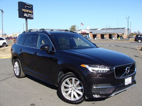Used 2016 Volvo XC90 T6 Momentum w/ Momentum Plus Package image 1
