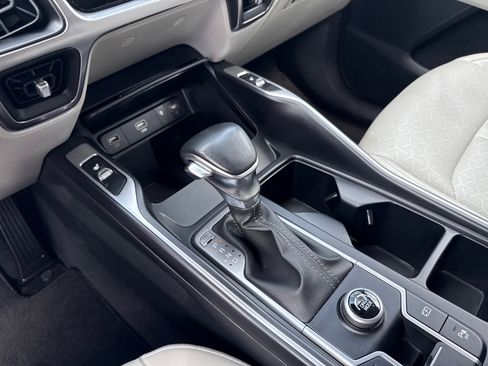 Used 2023 Kia Sorento EX w/ Panoramic Sunroof Package image 26