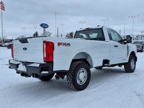 New 2026 Ford F250 XL w/ XL Off-Road Package image 8