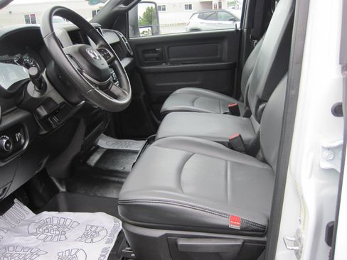 Used 2024 RAM 2500 Tradesman AWD/4WD image 22