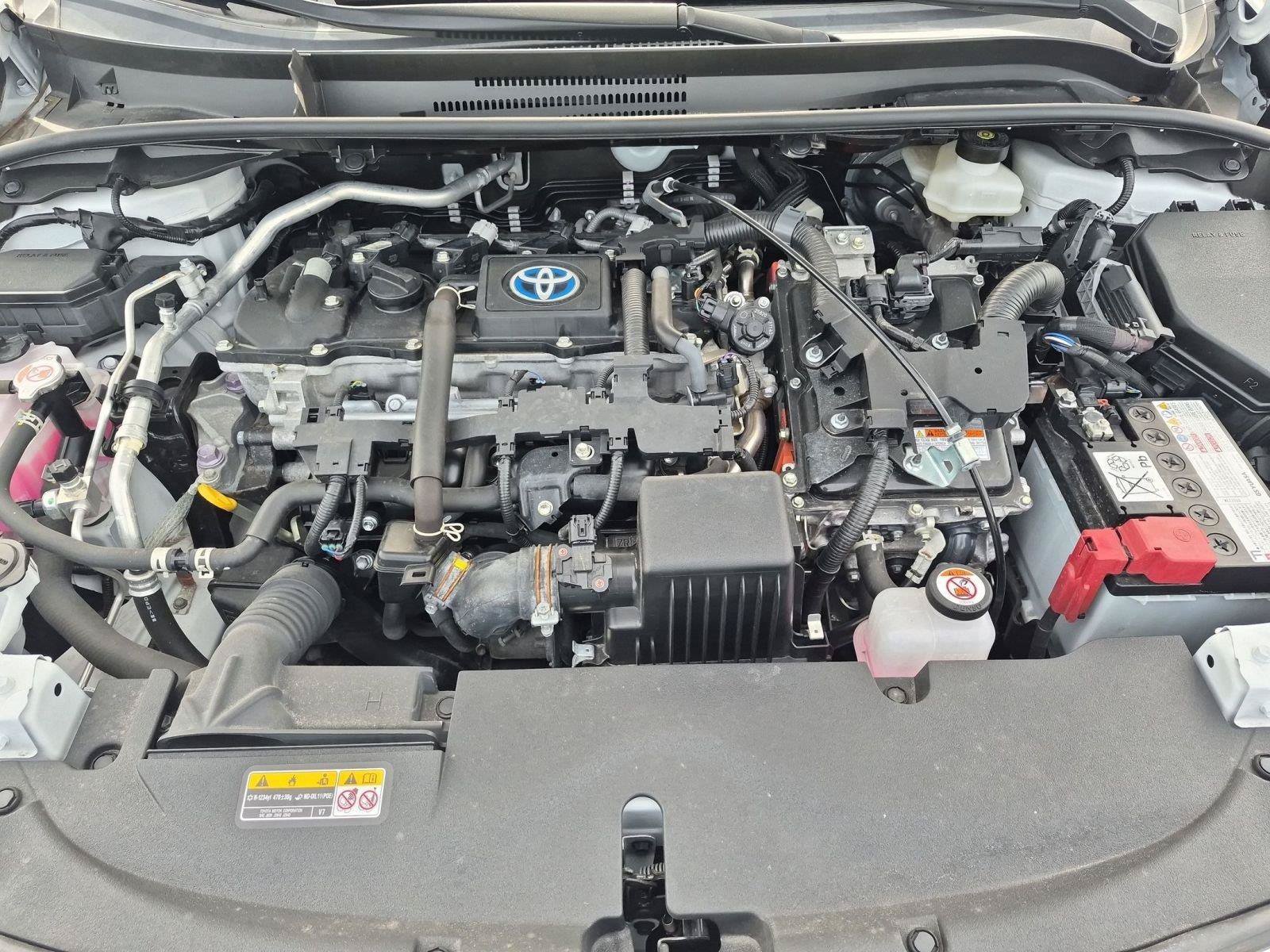 Used 2024 Toyota Corolla LE w/ LE Convenience Package FWD image 19