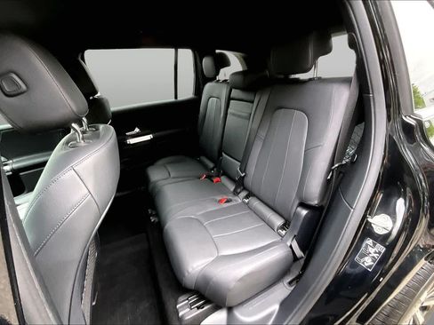Certified 2022 Mercedes-Benz GLB 250 4MATIC image 20