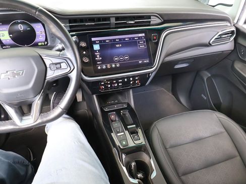 Used 2022 Chevrolet Bolt LT w/ Infotainment Package FWD image 41