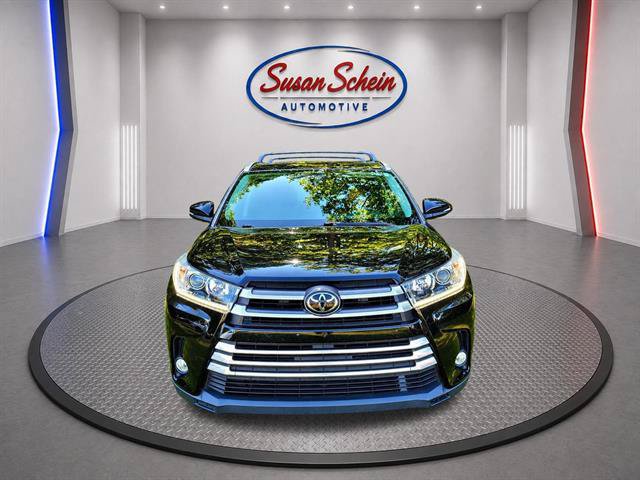 Used 2018 Toyota Highlander Limited FWD image 7
