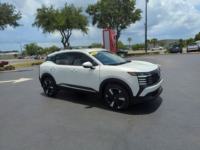 Certified 2025 Nissan Kicks SR