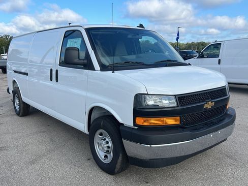 New 2025 Chevrolet Express 2500 Extended w/ Driver Convenience Package image 33