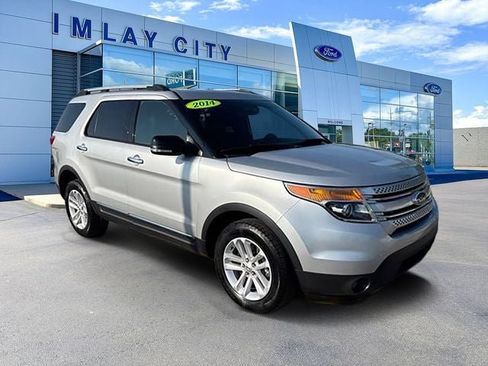 Used 2014 Ford Explorer XLT w/ Equipment Group 202A AWD/4WD image 1