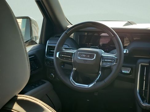 New 2026 GMC Yukon XL Elevation image 25