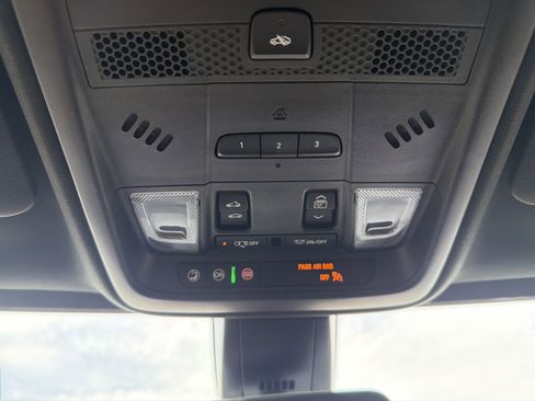 Used 2021 Cadillac XT5 Premium Luxury FWD image 23