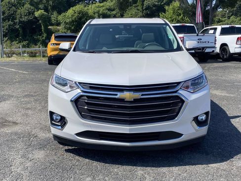 Used 2019 Chevrolet Traverse Premier AWD/4WD image 2