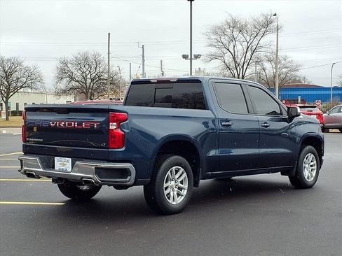 Used 2021 Chevrolet Silverado 1500 LT w/ Z71 Off-Road Package image 2