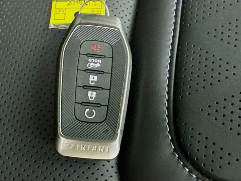 New 2026 INFINITI QX80 Autograph w/ Premium Cargo Package image 40