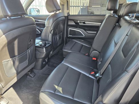Used 2022 Kia Telluride LX AWD/4WD image 26
