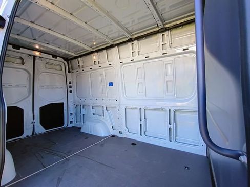 Used 2025 Mercedes-Benz Sprinter 2500 image 76