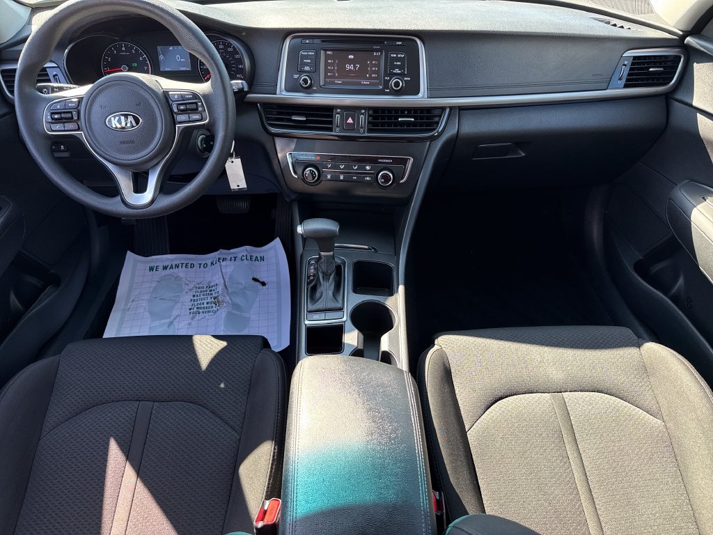 Used 2017 Kia Optima LX FWD image 13