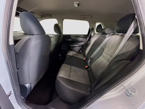 Used 2025 Nissan Rogue SV AWD/4WD image 25