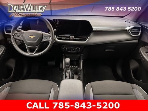 Used 2025 Chevrolet TrailBlazer LT image 7