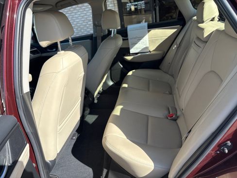 Used 2018 Honda Clarity Touring image 4