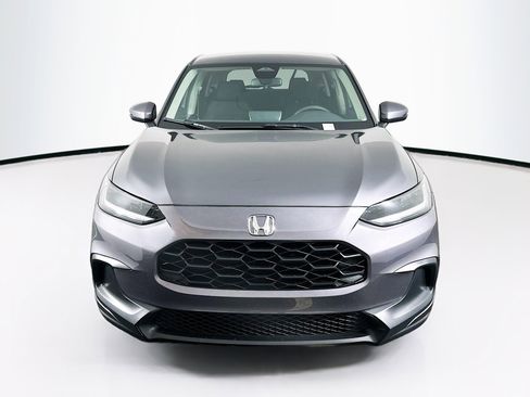 Used 2023 Honda HR-V LX image 2