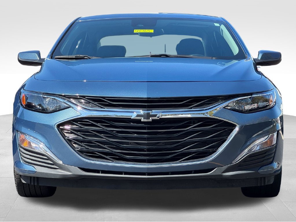 Used 2024 Chevrolet Malibu RS FWD image 2