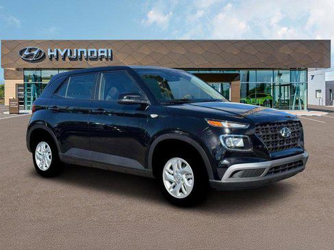 New 2026 Hyundai Venue SE image 10