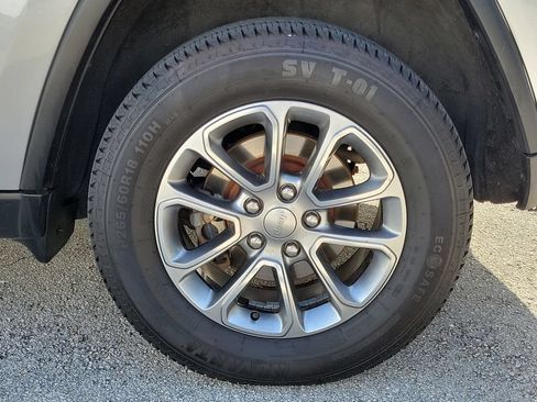Used 2016 Jeep Grand Cherokee Limited AWD/4WD image 10