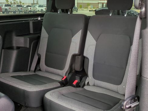 Used 2025 Ford Bronco 2-Door w/ Sasquatch Package AWD/4WD image 27