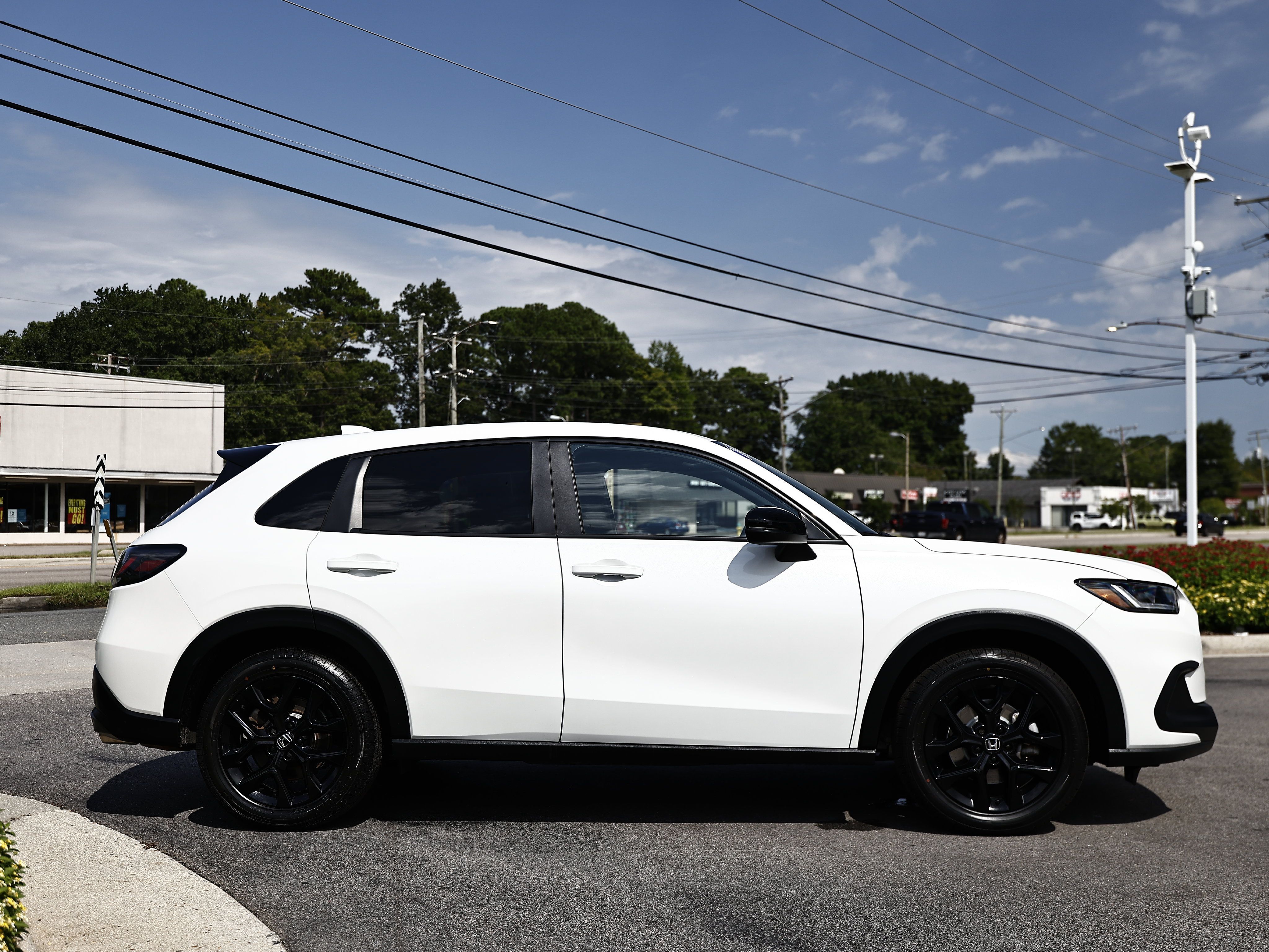 Used 2024 Honda HR-V Sport image 9