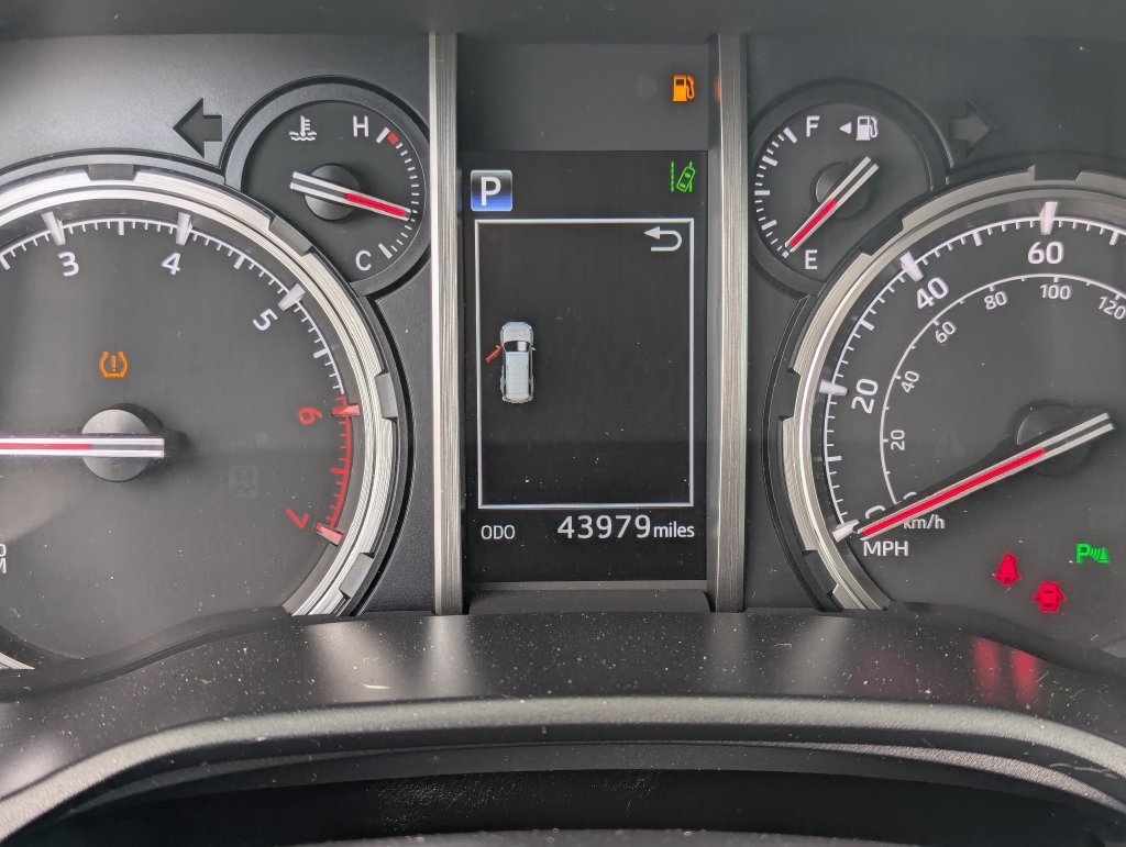 Used 2023 Toyota 4Runner Limited AWD/4WD image 25