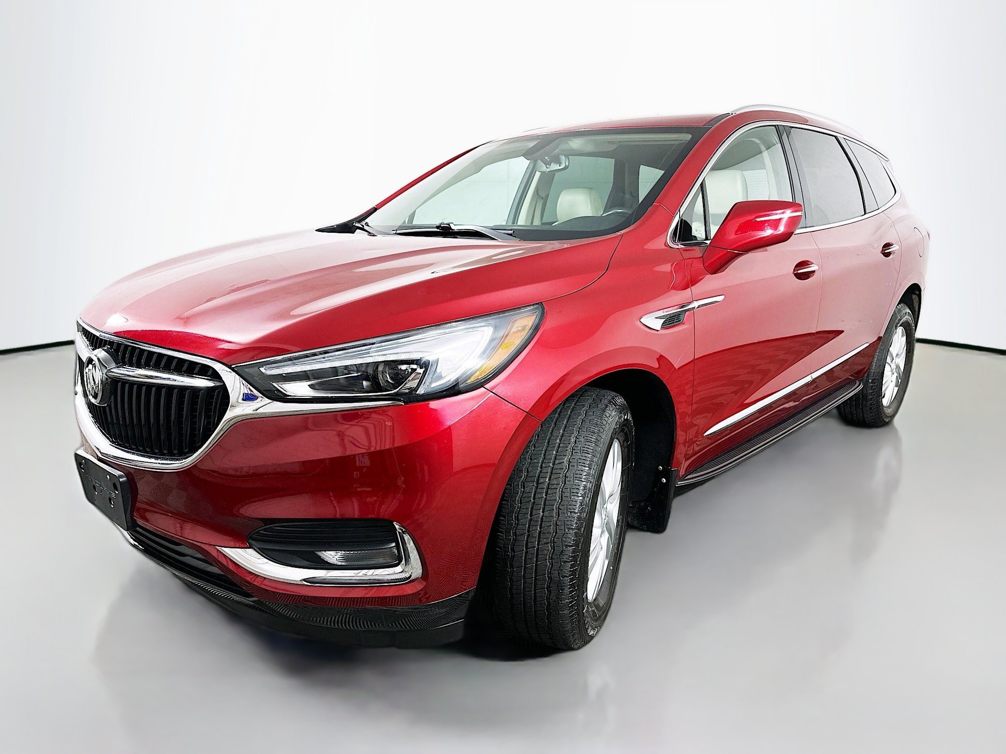 Used 2018 Buick Enclave Essence AWD/4WD image 3