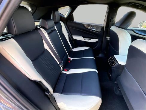 Used 2022 Lexus NX 350 AWD image 19