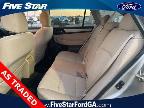 Used 2016 Subaru Outback 2.5i Premium image 10