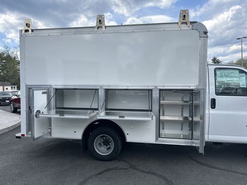 New 2026 GMC Savana 3500 w/ Power Convenience Package RWD image 14